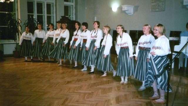 II koht ja segakoori Noorus eripreemia Tallinna 37. Keskkool